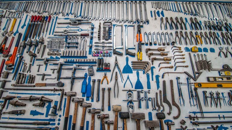 Fixing Tool Sprawl (Sort of) with the RIGHT Kind of AIOps Solution